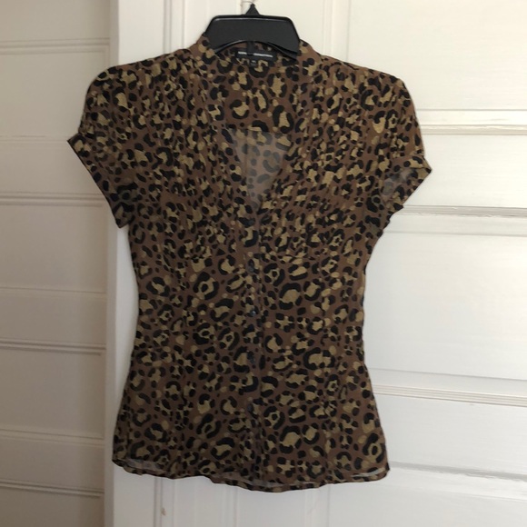 Express Design Studio Silk semi sheer leopard print top - Picture 1 of 4